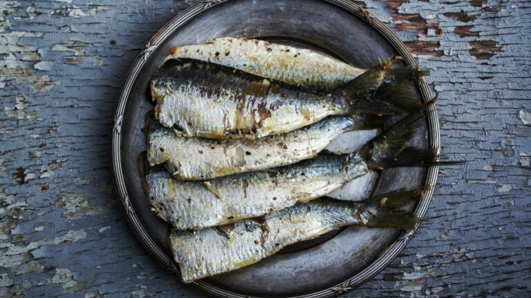 Sardinha Grelhada com Ervas Low Carb!