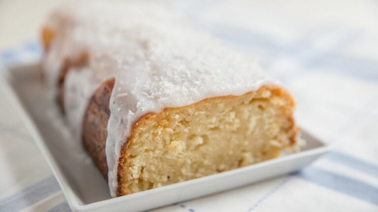 Bolo de coco vegano!