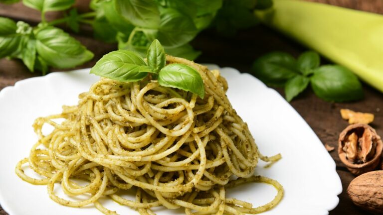 Espaguete com molho pesto!